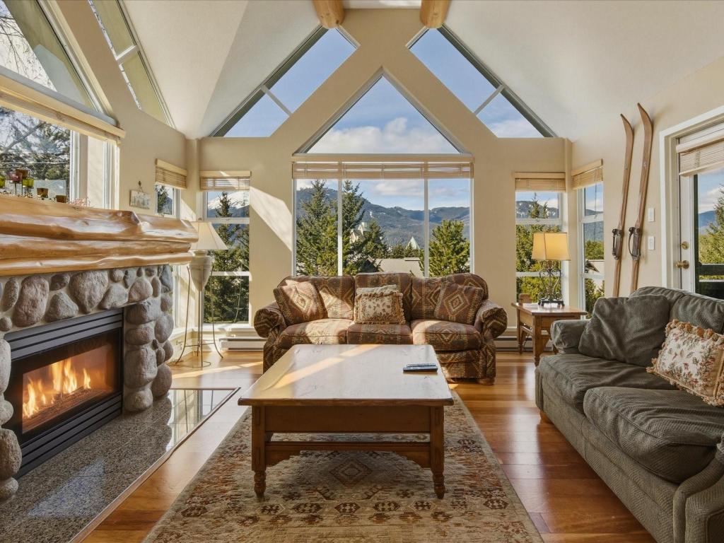 409-4910 Spearhead Place