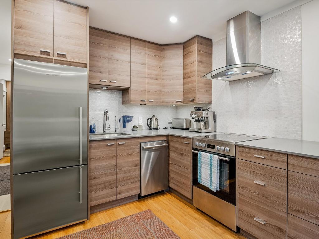 1-2130 Sarajevo Drive