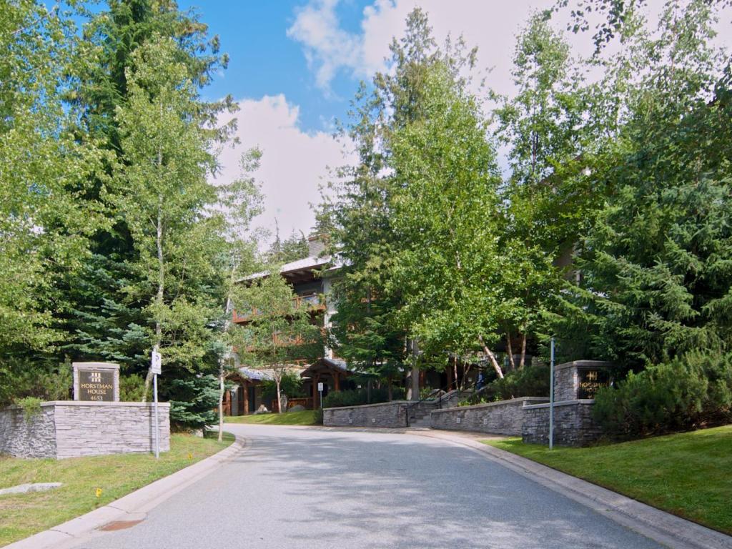 310G2-4653 Blackcomb Way