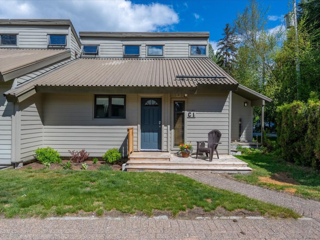 C1-6900 Crabapple Drive