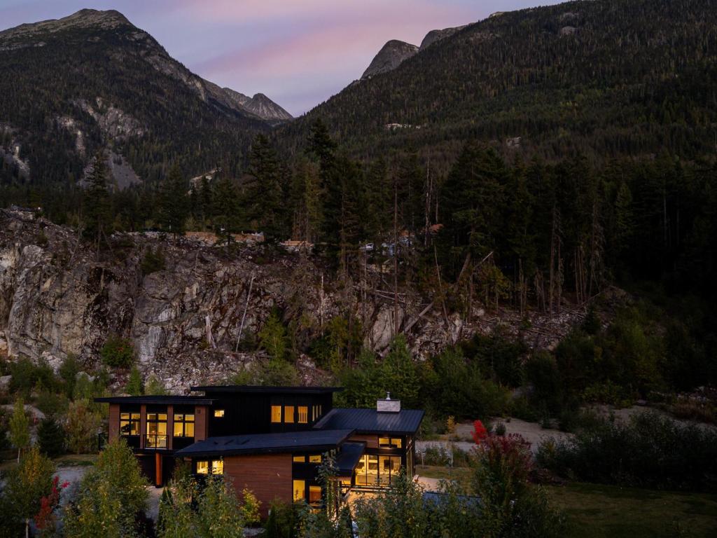9149 Wedge Creek Rise 