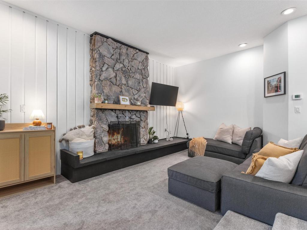 G104-1400 Alta Lake Road